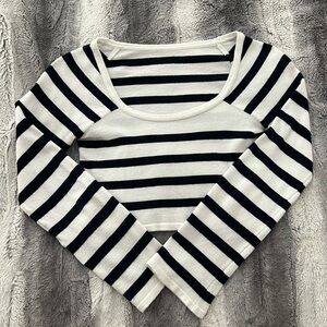 Subdued Long Sleeve Cropped Stripe Top